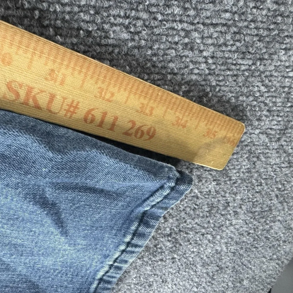 Levis levis 541